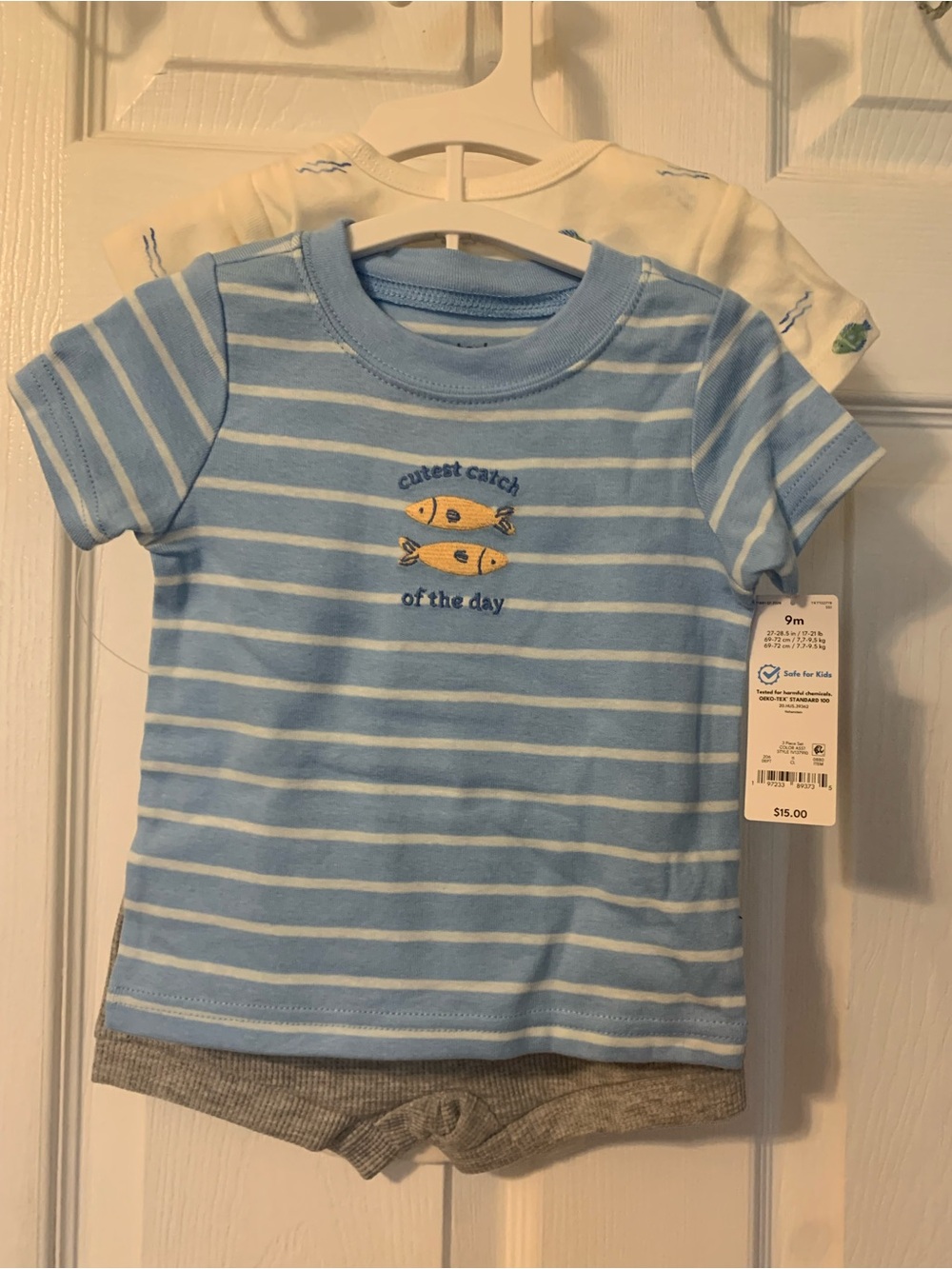 Carter’s NWT’s infant boy’s 9 months 3 piece set